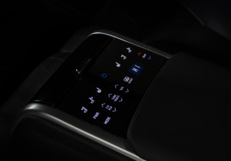 Подержанный автомобиль Toyota Camry Sedan 2020 года (14 фото)