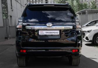Подержанный автомобиль Toyota Land Cruiser Prado 2016 года (5 фото)