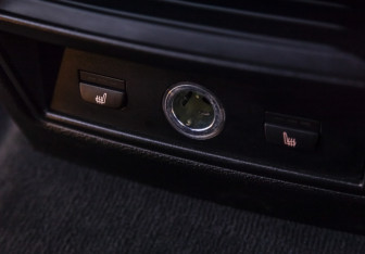 Подержанный автомобиль BMW X5 M 2016 года (27 фото)