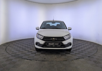 Подержанный автомобиль LADA (ВАЗ) Granta Sedan 2023 года (2 фото)