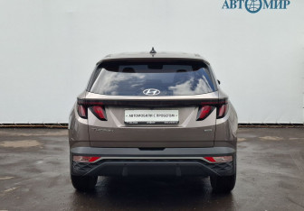 Подержанный автомобиль Hyundai Tucson 2021 года (6 фото)