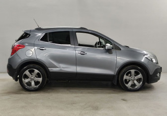 Подержанный автомобиль Opel Mokka 2014 года (4 фото)