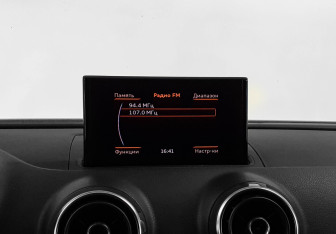 Подержанный автомобиль Audi A3 Hatchback 2013 года (14 фото)