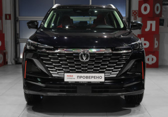 Подержанный автомобиль Changan UNI-S 2024 года (2 фото)