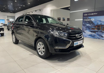 Подержанный автомобиль LADA (ВАЗ) XRAY 2017 года (3 фото)