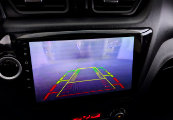 Подержанный автомобиль Kia Rio Hatchback 2015 года (27 фото)