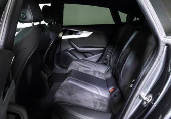 Подержанный автомобиль Audi A5 Liftback 2021 года (11 фото)
