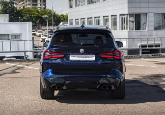 Подержанный автомобиль BMW X3 2021 года (7 фото)
