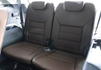 Подержанный автомобиль Kia Sorento 2017 года (11 фото)