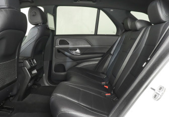 Подержанный автомобиль Mercedes-Benz GLE 2021 года (10 фото)