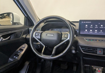 Подержанный автомобиль Haval Jolion 2022 года (26 фото)