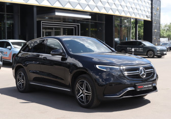 Подержанный автомобиль Mercedes-Benz EQC 2020 года (3 фото)