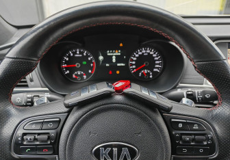 Подержанный автомобиль Kia Optima Sedan 2018 года (18 фото)