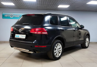 Подержанный автомобиль Volkswagen Touareg 2012 года (5 фото)