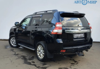 Подержанный автомобиль Toyota Land Cruiser Prado 2016 года (6 фото)