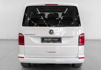 Подержанный автомобиль Volkswagen Caravelle 2019 года (6 фото)