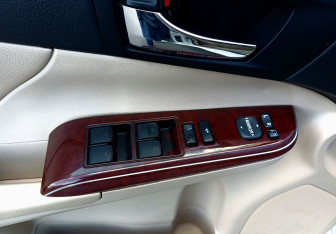 Подержанный автомобиль Toyota Camry Sedan 2012 года (19 фото)