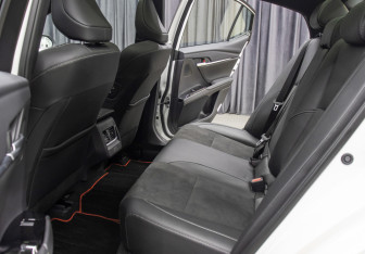 Новый Toyota Camry Sedan 2024 (12 фото)