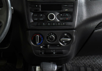 Подержанный автомобиль LADA (ВАЗ) Granta Sedan 2021 года (12 фото)