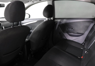 Подержанный автомобиль Nissan Almera Sedan 2016 года (12 фото)