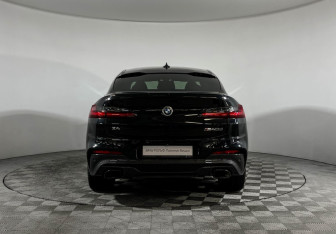 Подержанный автомобиль BMW X4 2020 года (4 фото)