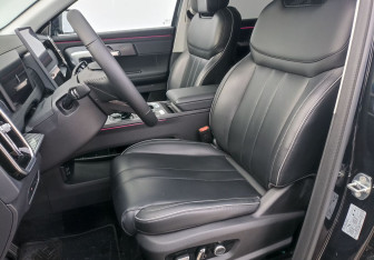 Подержанный автомобиль Jaecoo J7 2023 года (10 фото)