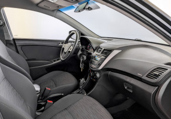 Подержанный автомобиль Hyundai Solaris Sedan 2016 года (11 фото)