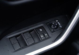 Новый Toyota RAV4 2025 (24 фото)