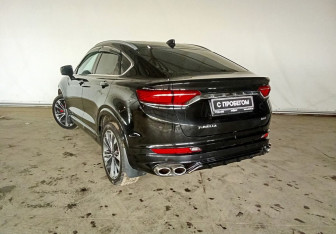 Подержанный автомобиль Geely Tugella 2023 года (7 фото)
