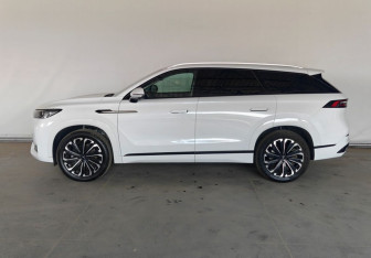 Подержанный автомобиль Jaecoo J8 2024 года (4 фото)