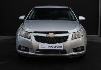 Подержанный автомобиль Chevrolet Cruze Sedan 2010 года (2 фото)