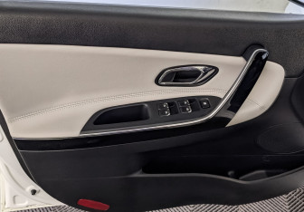 Подержанный автомобиль Kia Ceed Wagon 2018 года (19 фото)