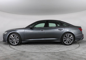 Подержанный автомобиль Audi A6 Sedan 2019 года (8 фото)