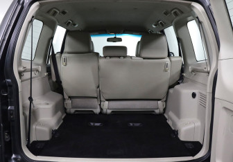 Подержанный автомобиль Mitsubishi Pajero 2017 года (16 фото)