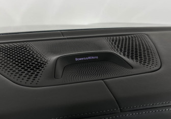 Подержанный автомобиль BMW X6 M 2020 года (22 фото)