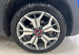 Подержанный автомобиль Kia Seltos 2020 года (18 фото)