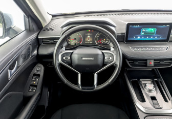 Подержанный автомобиль Haval Jolion 2023 года (21 фото)