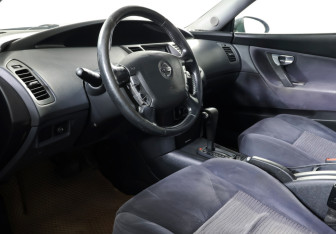 Подержанный автомобиль Nissan Primera Sedan 2005 года (12 фото)