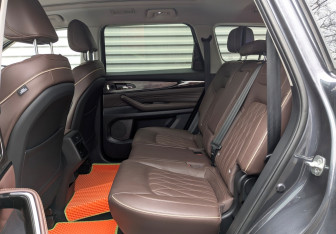 Подержанный автомобиль Exeed VX 2022 года (12 фото)