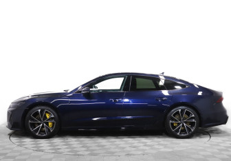 Подержанный автомобиль Audi A7 2019 года (8 фото)