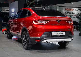 Подержанный автомобиль Renault Arkana 2021 года (6 фото)