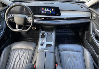 Подержанный автомобиль Chery Arrizo 8 2024 года (10 фото)