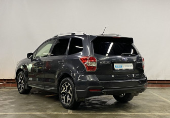 Подержанный автомобиль Subaru Forester Suv 2014 года (7 фото)