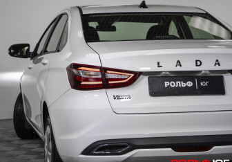 Подержанный автомобиль LADA (ВАЗ) Vesta Sedan 2024 года (18 фото)