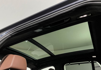 Подержанный автомобиль BMW X5 2018 года (22 фото)