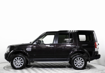 Подержанный автомобиль Land Rover Discovery 2009 года (8 фото)
