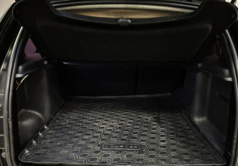 Подержанный автомобиль Renault Duster 2017 года (9 фото)