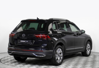 Подержанный автомобиль Volkswagen Tiguan 2021 года (5 фото)