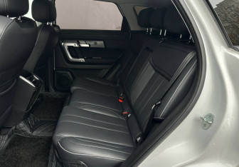 Подержанный автомобиль Jaecoo J7 2023 года (10 фото)