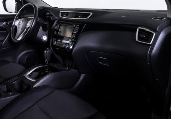 Подержанный автомобиль Nissan Qashqai 2018 года (10 фото)